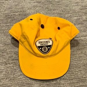 Bruins hockey hat